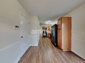 5065 Walden Ridge Dr in Winston-Salem, NC - Building Photo - Building Photo