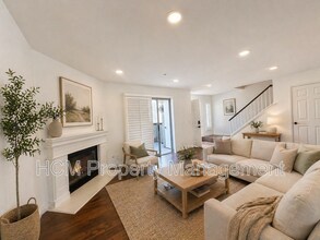 201 Laurel Ave in Brea, CA - Building Photo - Building Photo