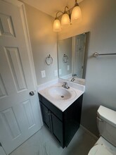 7258 Donnell Pl, Unit B-1 in Forestville, MD - Foto de edificio - Building Photo