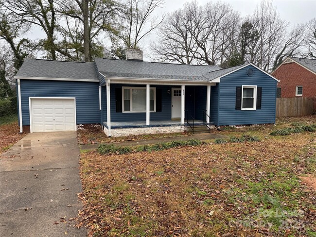 property at 213 Magnolia St