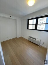 East 39th Street, Unit 17D in New York, NY - Foto de edificio - Building Photo