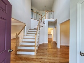 16 Exeter Rd in Hudson, MA - Building Photo - Building Photo