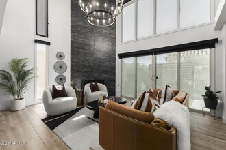 5812 N 12th St in Phoenix, AZ - Building Photo - Building Photo