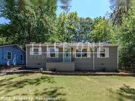 426 Dorsey Rd in Hapeville, GA - Building Photo