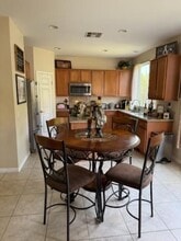 28721 Coal Mountain Ct in Santa Clarita, CA - Foto de edificio - Building Photo