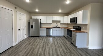 16899 S 12th St in Galesville, WI - Building Photo