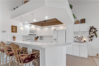 13962 Southampton Dr in Bonita Springs, FL - Building Photo - Building Photo