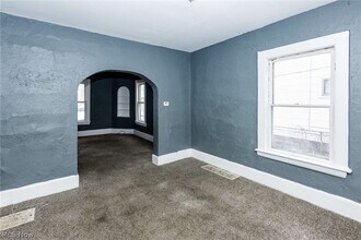 2142 W 105th St in Cleveland, OH - Building Photo - Building Photo