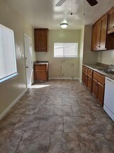 505 33rd St in Bakersfield, CA - Building Photo - Building Photo