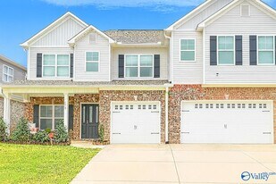 124 Hutchinson Rd in Madison, AL - Building Photo