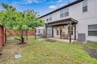1613 Airedale Rd in Austin, TX - Building Photo - Building Photo