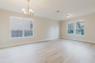 8011 Running Water Dr in Austin, TX - Building Photo - Building Photo