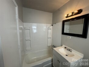 337 Laurel St in Hudson, NC - Building Photo - Building Photo