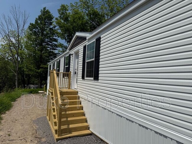 property at 5129 E Lake Rd