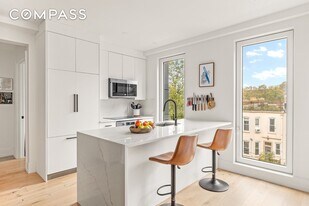 237 Rutland Rd in Brooklyn, NY - Building Photo