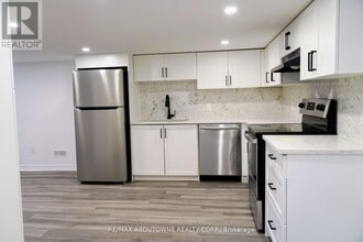 93 E 31st St in Hamilton, ON - Building Photo - Building Photo