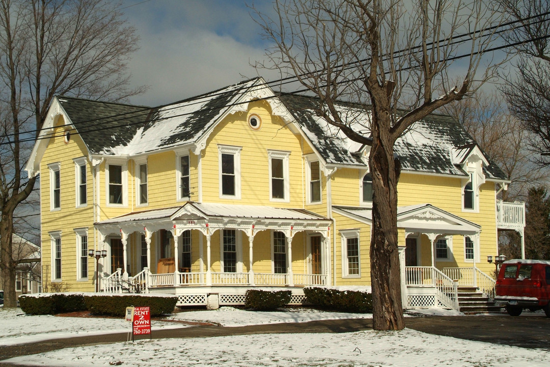 4210 Clarkston Rd in Clarkston, MI - Foto de edificio