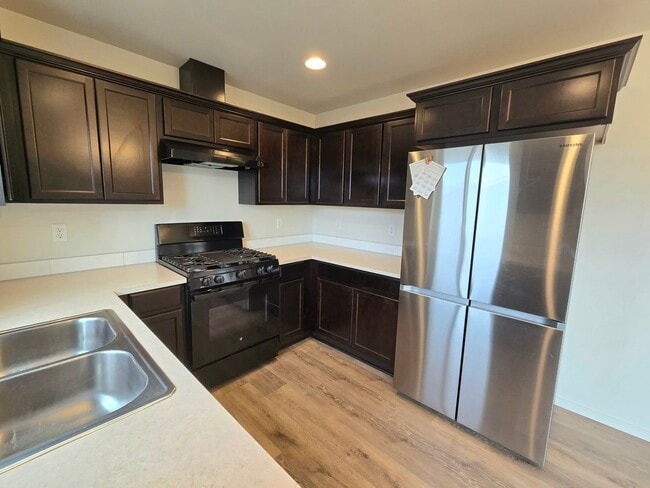 4306 68th Dr NE in Marysville, WA - Foto de edificio - Building Photo