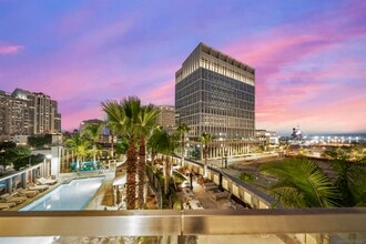 888 W E St in San Diego, CA - Building Photo - Building Photo