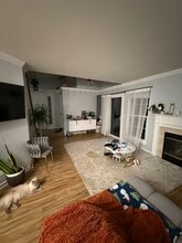 1063 Stillwater Rd in Elgin, IL - Building Photo - Building Photo