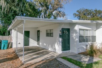 1239 Virginia Dr in Orlando, FL - Building Photo - Building Photo