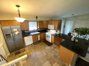 6526 Charter Dr in Colorado Springs, CO - Building Photo - Building Photo