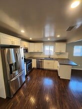 5051 Rebel Rd in San Diego, CA - Building Photo - Building Photo