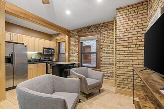 11 S 12th St in Minneapolis, MN - Foto de edificio - Building Photo