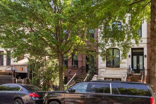712A Halsey St in Brooklyn, NY - Building Photo
