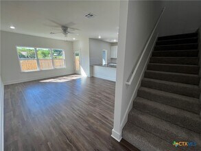 1822 Royal Loop in Belton, TX - Foto de edificio - Building Photo