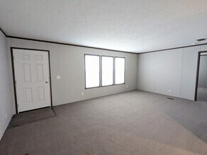 660 Oregon St in Belleville, MI - Building Photo - Building Photo