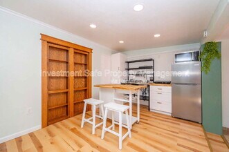 4982 Baltimore Dr in La Mesa, CA - Building Photo - Building Photo