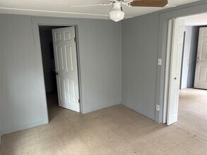 6838 Avenue R in Houston, TX - Foto de edificio - Building Photo