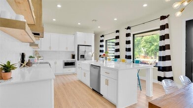 7542 Big Buck Ln in Kingston, OK - Building Photo - Building Photo