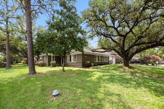 8503 Hatton St in Houston, TX - Building Photo - Building Photo