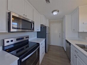 1016 Kay Lynn St in Mansfield, TX - Building Photo - Building Photo