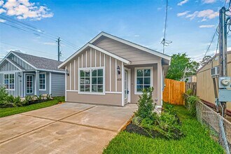 418 3rd St in Rosenberg, TX - Building Photo - Building Photo