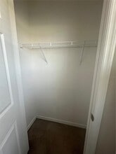 1358 La Suiza St in North Port, FL - Building Photo - Building Photo