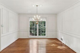 5189 Hidden Branches Cir in Dunwoody, GA - Building Photo - Building Photo