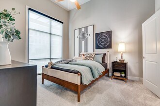 Sovereign Hometown in North Richland Hills, TX - Foto de edificio - Building Photo