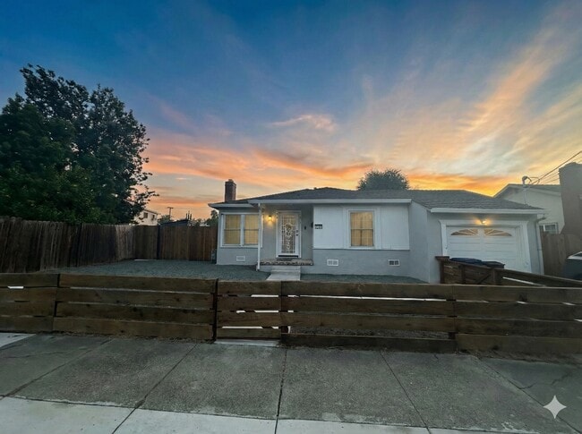 property at 2464 Pepper Dr