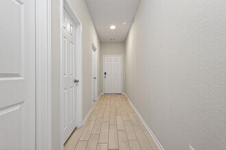 2122 Artic Loon Dr in Shenandoah, TX - Building Photo - Building Photo