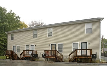 Marvin Drive Townhomes in Troy, MO - Foto de edificio - Building Photo