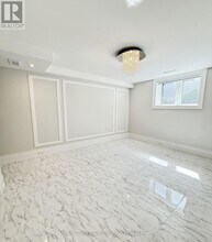 172 Maplehurst Ave in Toronto, ON - Building Photo - Building Photo
