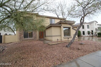 3951 E Ravenswood Dr in Gilbert, AZ - Building Photo - Building Photo