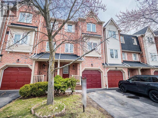 7190-7190 Atwood Ln in Mississauga, ON - Building Photo - Building Photo