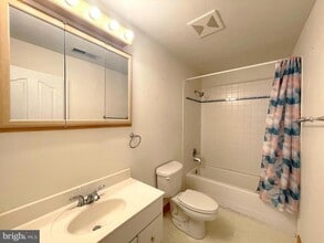 43737 Sandy Bottom Rd in Hollywood, MD - Building Photo - Building Photo