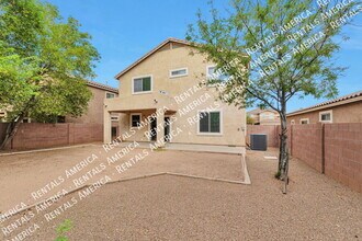 445 W Corte Planga in Sahuarita, AZ - Foto de edificio - Building Photo