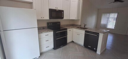 12253 Eastcove Dr in Orlando, FL - Building Photo - Building Photo