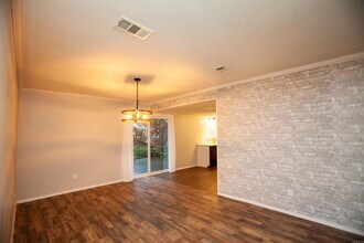 513 Nan Cir in Little Rock, AR - Building Photo - Building Photo